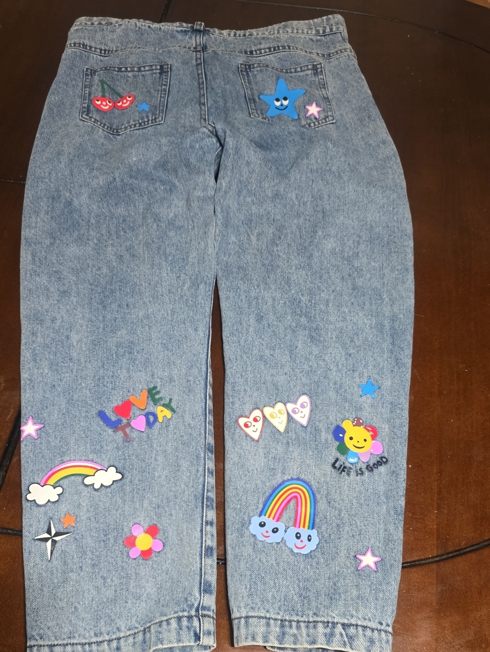 Stylish Jeans - Picture 2 of 2